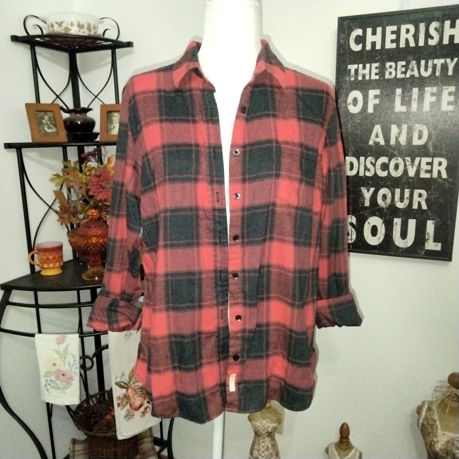 Weatherproof Vintage Large Women&#39;s Plaid Long Sleeve Button-Up Flannel Shirt