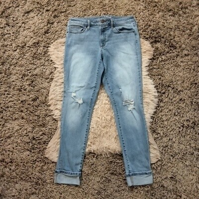 Universal Thread Sz 10 Women's Distressed Mid-Rise Skinny Stretch Jeans