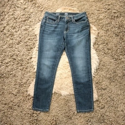 a.n.a. Sz 8 Women's Skinny Ankle Mid-Rise Stretch Jeans