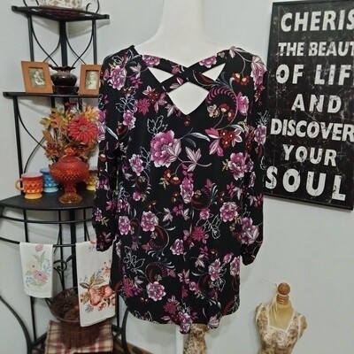 Westport Large Women&#39;s Black Floral 3/4 Sleeve Blouse