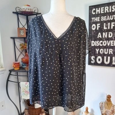 Apostrophe 24W 3X Women&#39;s Black V-Neck Short Split Sleeve Plus Size Blouse