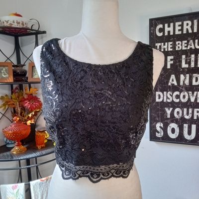 City Triangles Sz 9 Women&#39;s Jrs Black Sequins &amp; Lace Dressy Crop Top