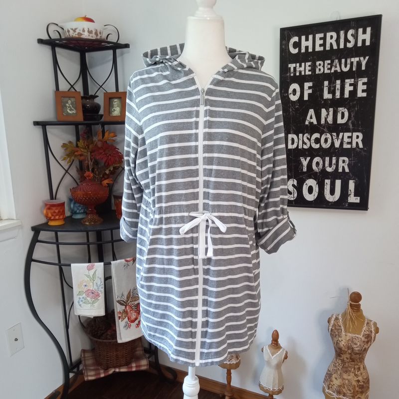 Apt. 9 1X Women&#39;s Cotton Grey &amp; White Striped Tunic Plus Size Hoodie