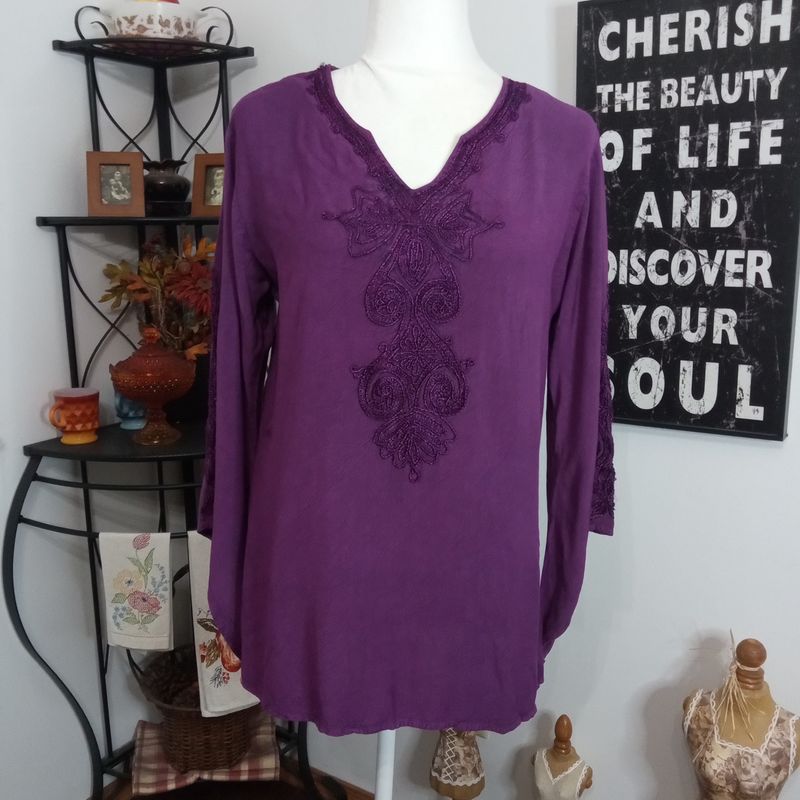 Indigo Thread Co. Medium Women&#39;s Purple Boho V-Neck Embroidered Peasant Blouse