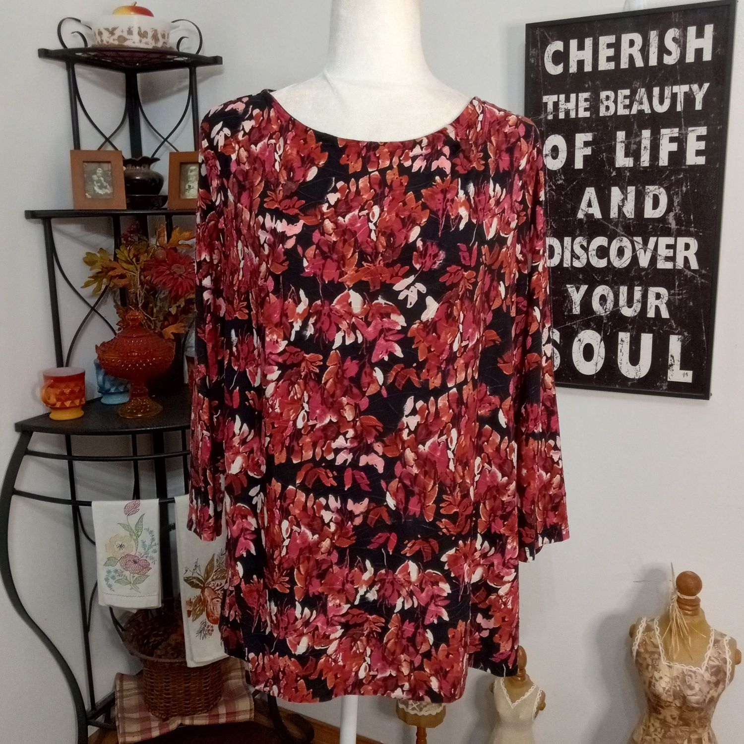 Sonoma XL Women&#39;s Black &amp; Red Floral Crewneck 3/4 Sleeve Stretchy Blouse