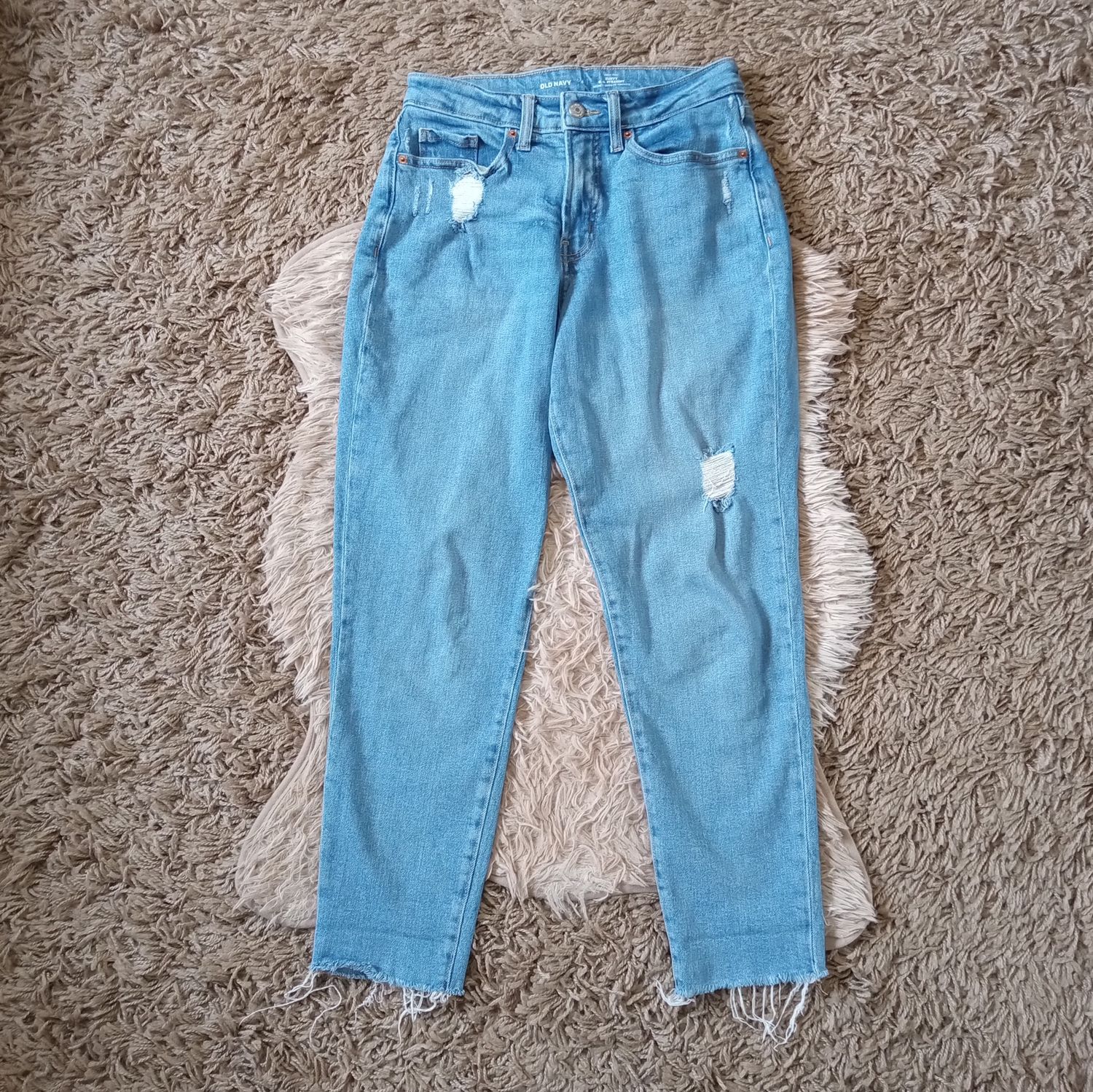 Old Navy Sz 4 Women&#39;s Curvy O.G. Straight Distressed High Rise Jeans