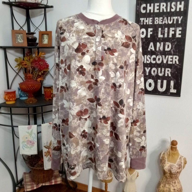 LuLaRoe 2XL Women&#39;s Leaf Print Half Button Long Sleeve Henley Tunic