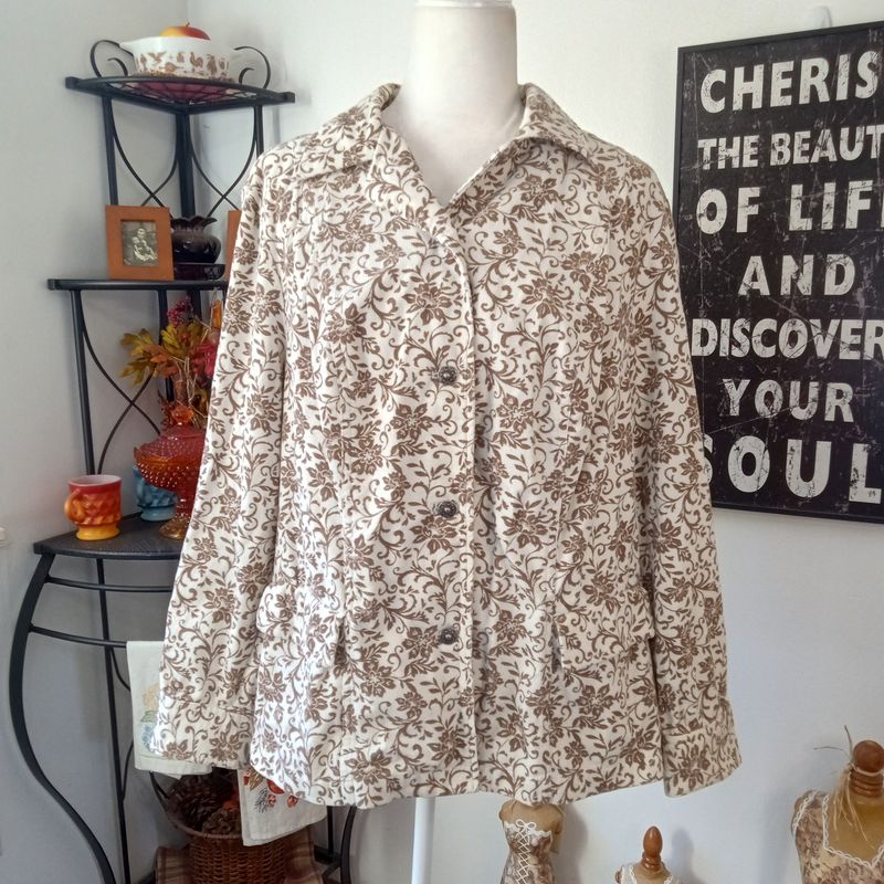 CJ Banks X XL 1X Women&#39;s White &amp; Gold Soft Corduroy Button-Up Shacket Jacket Blouse