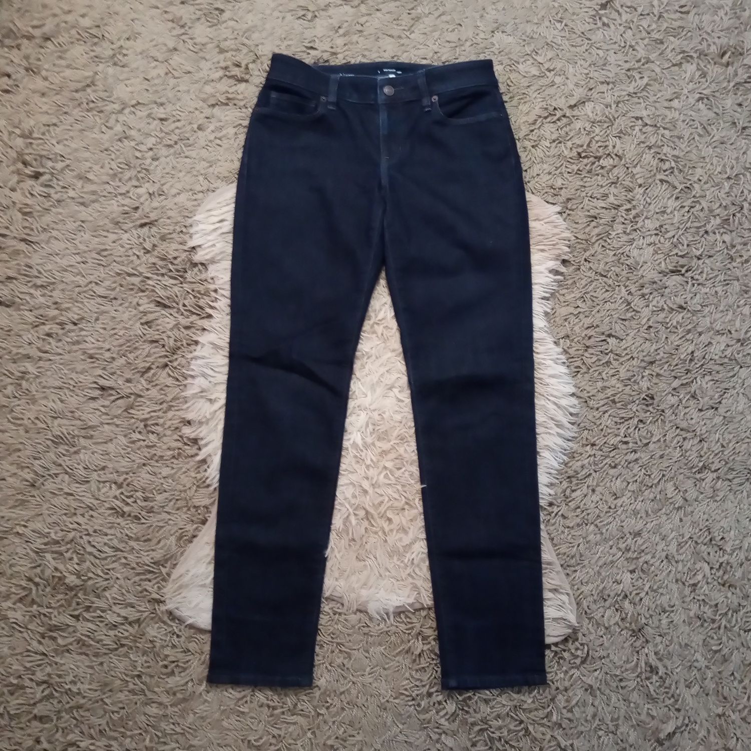 LOFT Sz 4 / 27 Women&#39;s Dark Wash Curvy Skinny Mid Rise Stretch Jeans