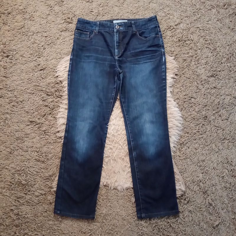 Chico&#39;s Sz 8 Short Women&#39;s Platinum Mid Rise Straight Leg Stretch Jeans