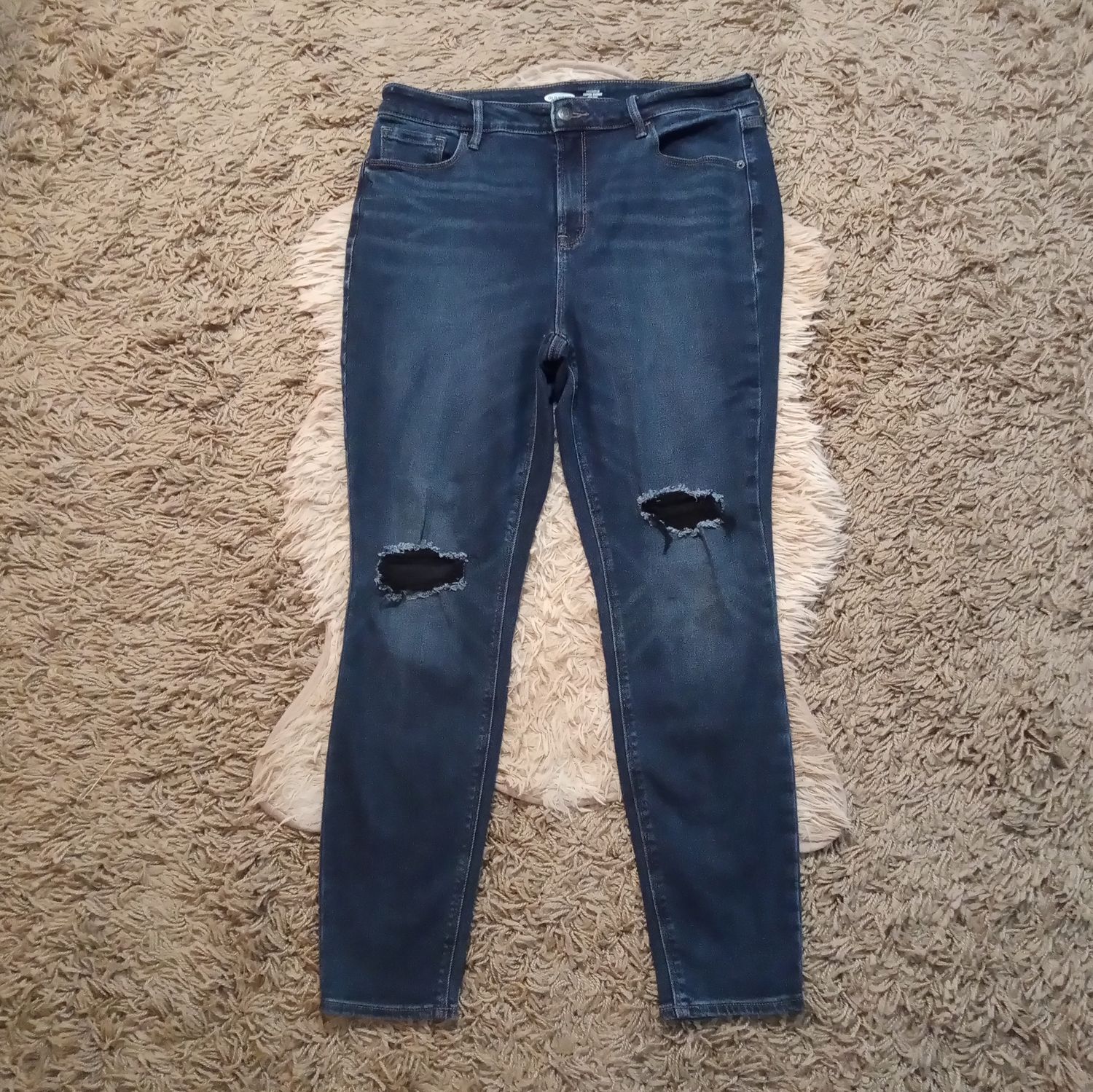 Old Navy Sz 14 Women&#39;s Rockstar Distressed High Rise Stretch Skinny Jeans