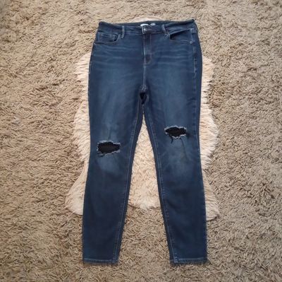 Old Navy Sz 14 Women&#39;s Rockstar Distressed High Rise Stretch Skinny Jeans