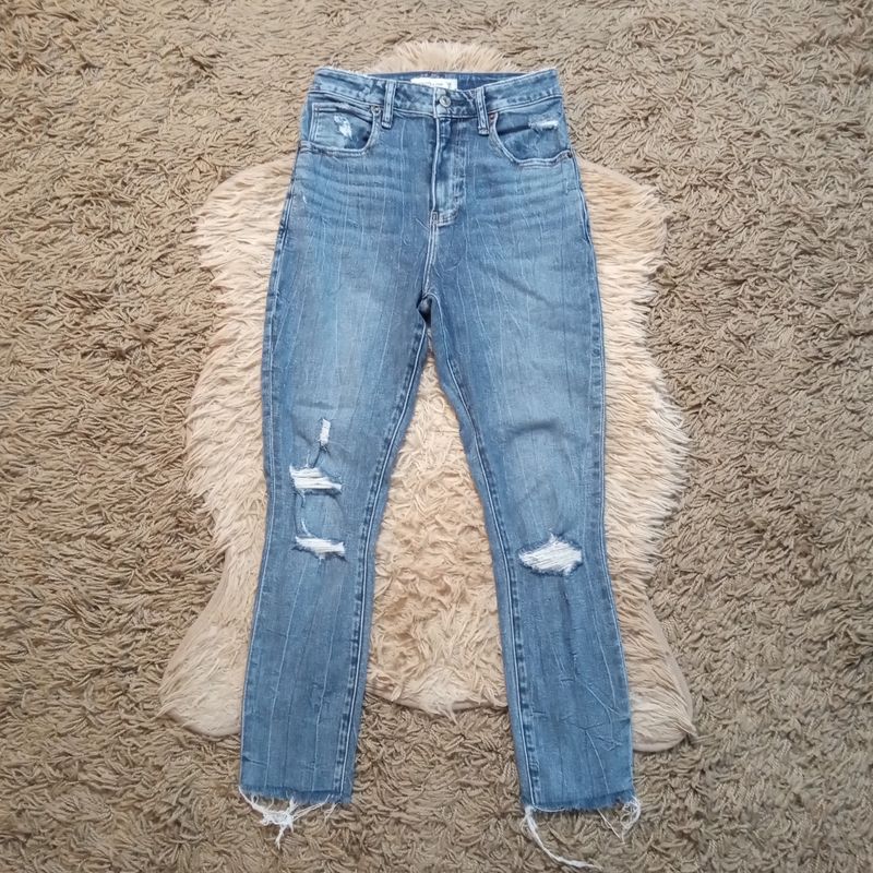 Abercrombie &amp; Fitch Sz 2 Short Women&#39;s Jrs Distressed High Rise Skinny Stretch Jeans
