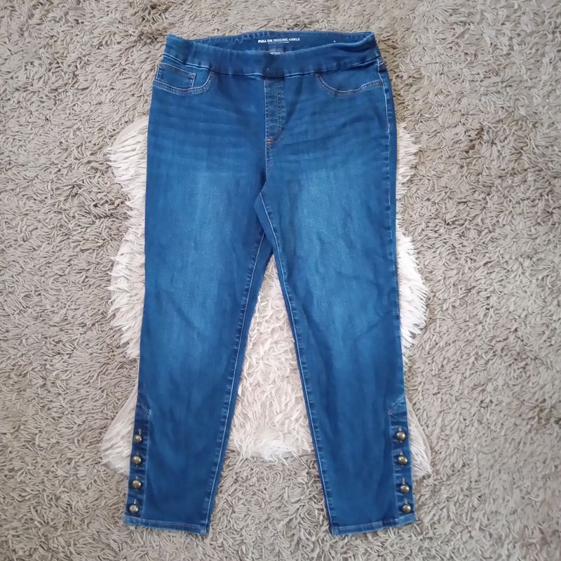 Chico&#39;s Sz 12 Women&#39;s Beaded Pull On Jegging Ankle Crop Stretch Jeans