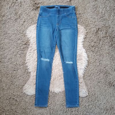 Old Navy Sz 6 Women&#39;s Rockstar Distressed Mid Rise Stretch Jegging Jeans