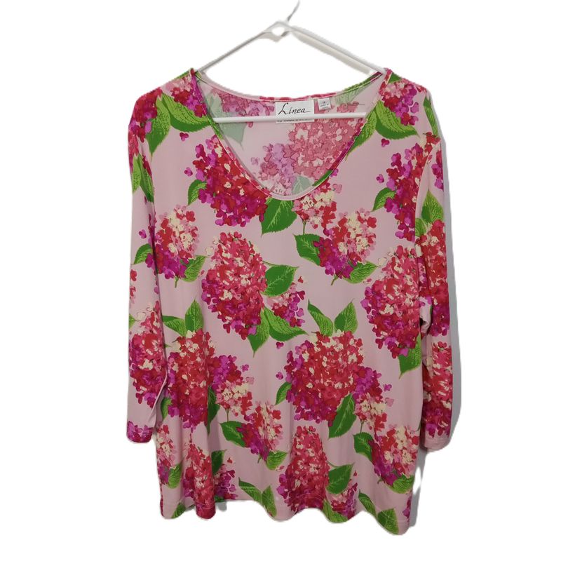 Linea 1X Women&#39;s Pink Floral 3/4 Sleeve Stretchy Plus Size Blouse