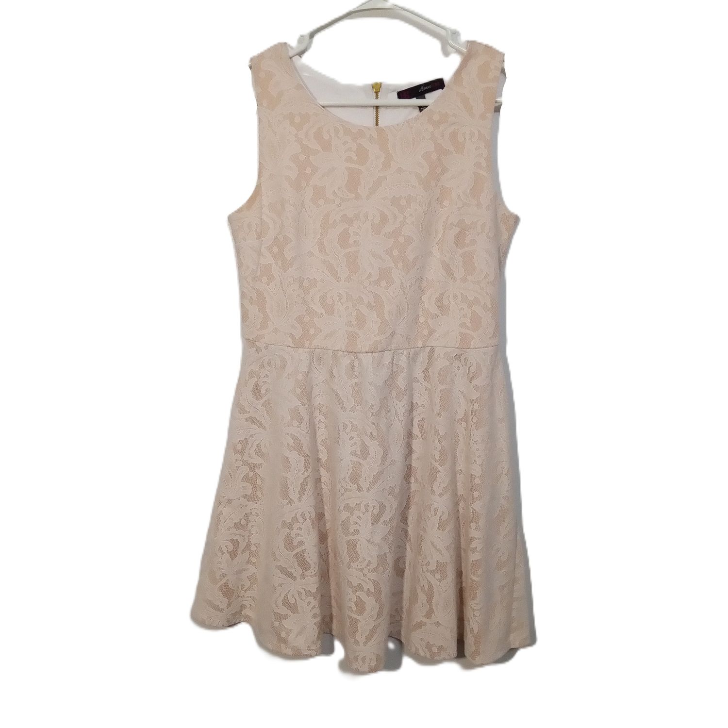 Heart Soul Medium Women&#39;s Jrs Cream Lace Sleeveless Fit &amp; Flare Party Dress