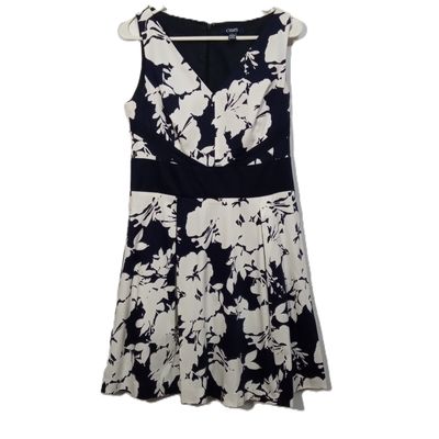 Chaps Sz 8 Medium Women&#39;s Black &amp; White Cotton Floral Sleeveless V-Neck Dress