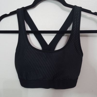 Under Armour Medium Women&#39;s Black Dotted Racerback Sports Bra