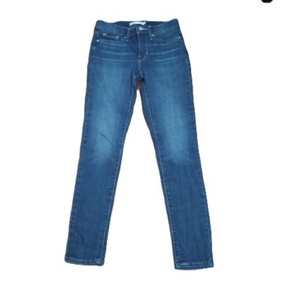 Levi&#39;s W 25 Women&#39;s 311 Shaping Skinny Solid Soft Stretch Jegging Jeans