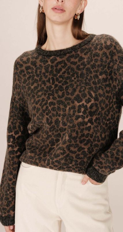 Mila and Grace Santigold