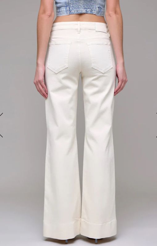 Hidden Happi Pintuck Jean