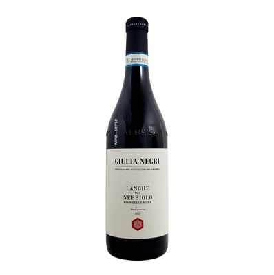 Giulia Negri, Pian delle Mole, Langhe, Nebbiolo