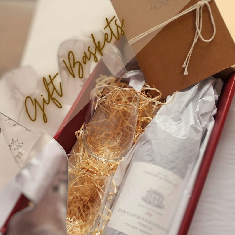 WS•Gift - Pretty Little Red Box