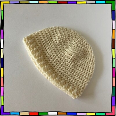 "Women's wool cream hand crochet beanie hat"