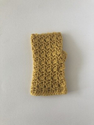 Women’s Mustard Pattern Crochet Fingerless Gloves UK
