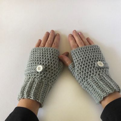 "women's dove grey hand crochet fingerless gloves"