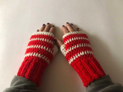 &quot;women&#39;s chunky red and white striped handmade crochet fingerless gloves&quot;