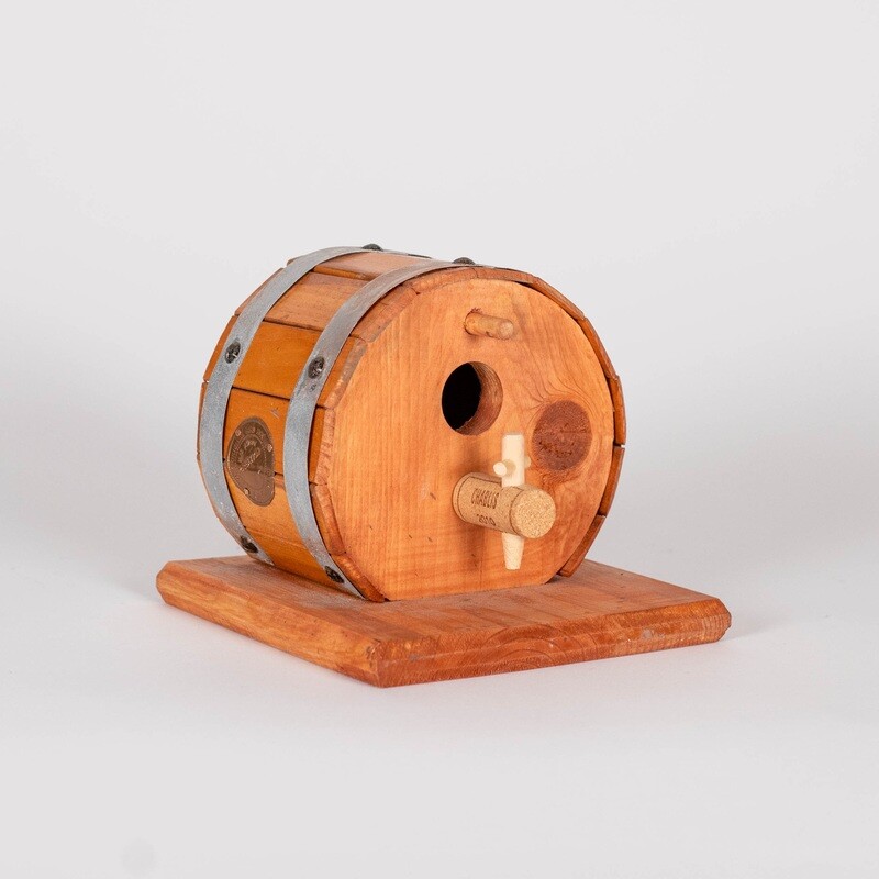 Wine barrel