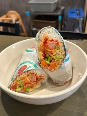 🐠 2 Protein Custom Poké Bowl / Sushi Burrito 