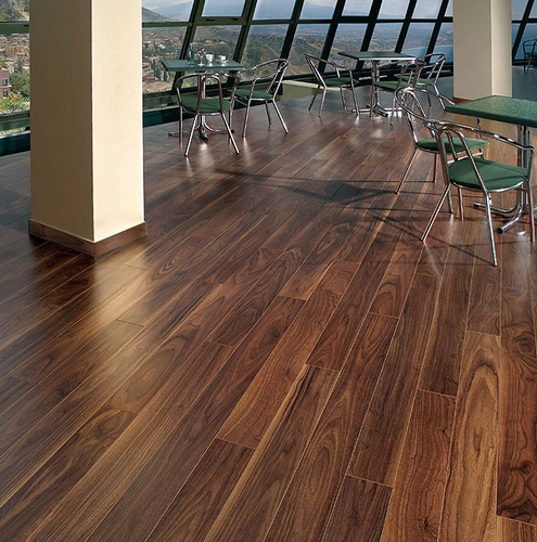 FINfloor STYLE - Nogal Naomi | Oferta 17,25€/m2
