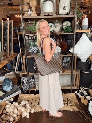 2-in-1 Checkered Tote