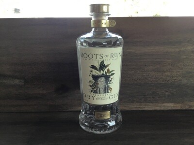 Castle and Key Roots of Ruin Dry Gin