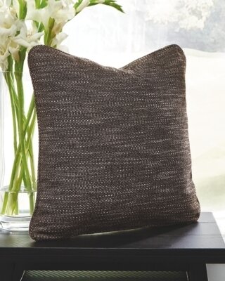 Melvyn Pillow (Set of 4)