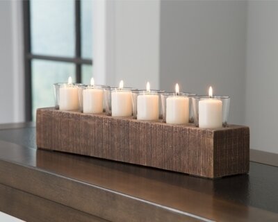 Cassandra Candle Holder