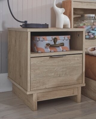 Oliah Nightstand