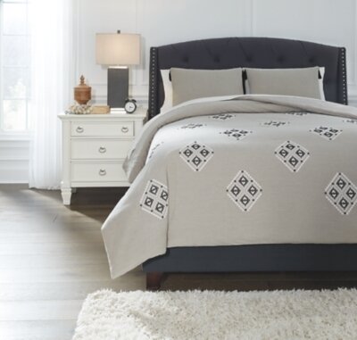 Jawanza 3-Piece King Comforter Set