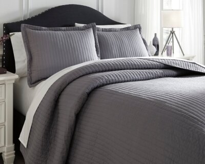 Raleda 3-Piece Queen Coverlet Set