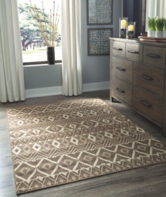 Donaphan 5&#39;3&quot; x 7&#39; Rug