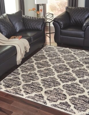 Kaila 5&#39;3&quot; x 7&#39; Rug