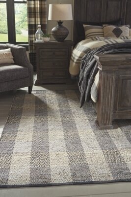 Christoff 5&#39; x 7&#39; Rug
