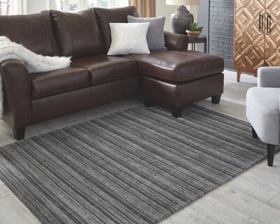 Kellsey 5&#39; x 7&#39; Rug