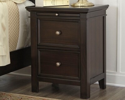 Alexee Nightstand