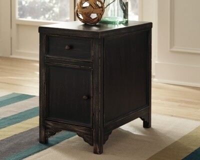 Gavelston Chairside End Table