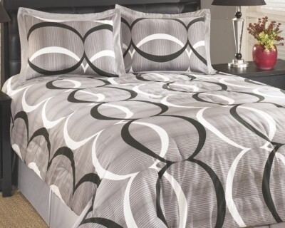 Primo 4-Piece Queen Comforter Set