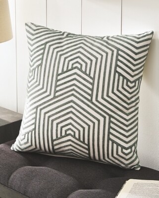 Adrik Pillow (Set of 4)